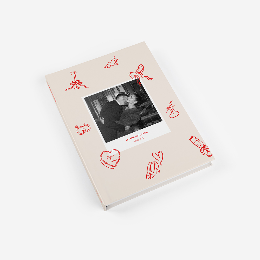 Álbum Love in a Polaroid 3